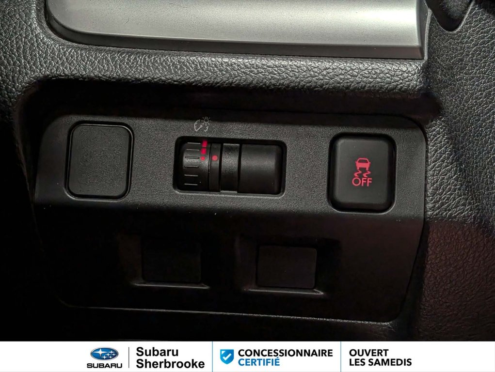 2015 Subaru Forester i Convenience in Sherbrooke, Quebec - 18 - w1024h768px