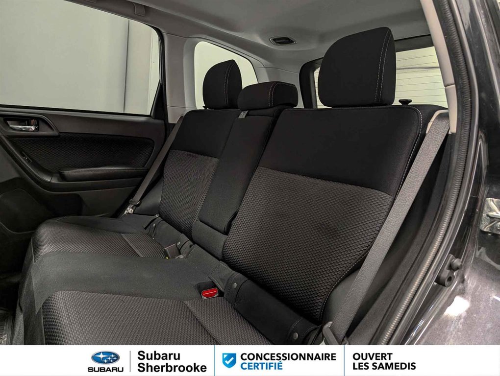 2018 Subaru Forester 2.5i Touring CVT w-EyeSight Pkg in Sherbrooke, Quebec - 9 - w1024h768px