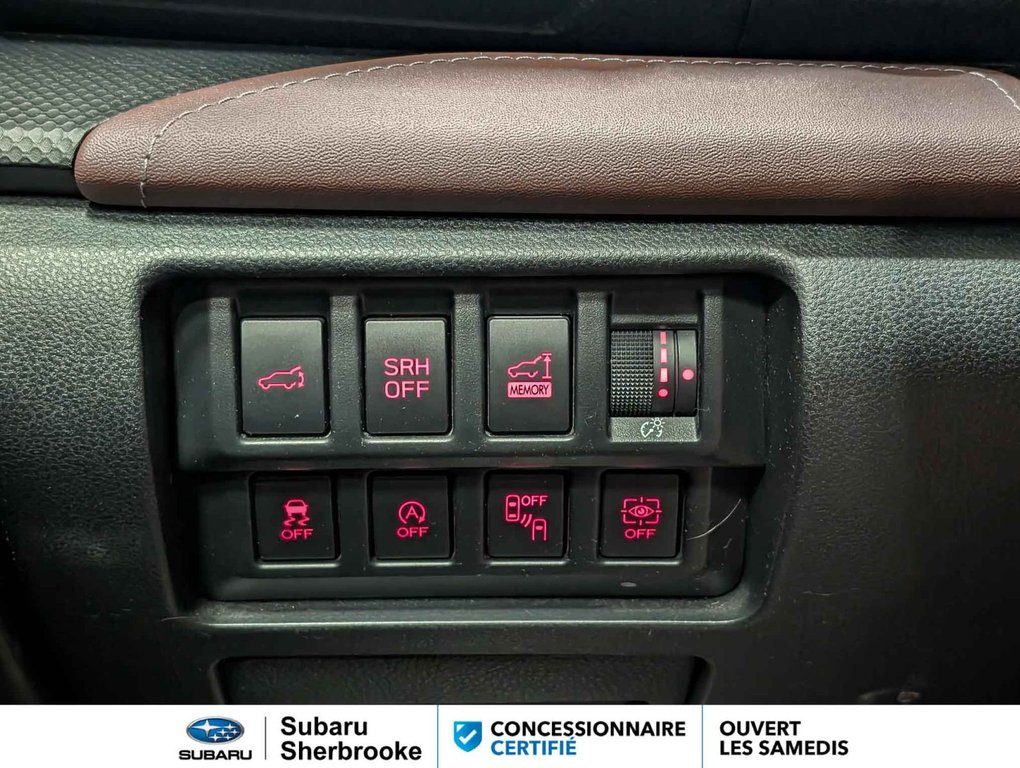 2022 Subaru Forester Premier in Sherbrooke, Quebec - 18 - w1024h768px