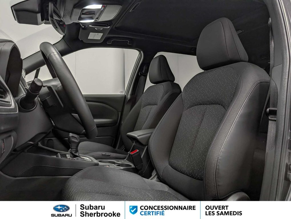 2025 Subaru Forester Touring in Sherbrooke, Quebec - 8 - w1024h768px