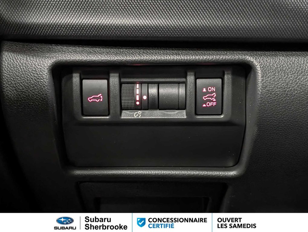 2025 Subaru Forester Touring in Sherbrooke, Quebec - 14 - w1024h768px