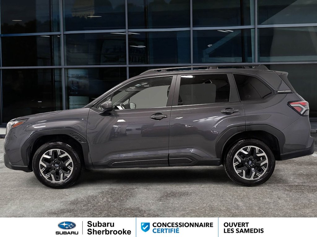2025 Subaru Forester Touring in Sherbrooke, Quebec - 3 - w1024h768px