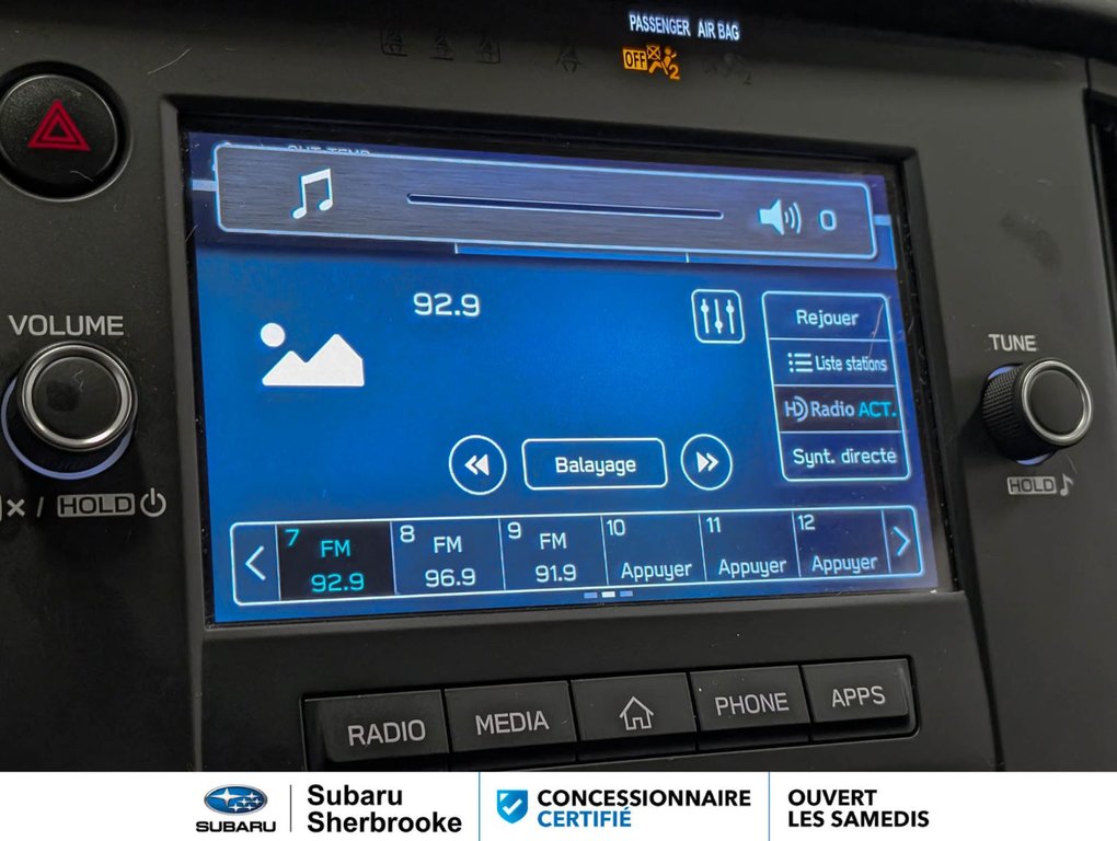 2023 Subaru Outback Convenience in Sherbrooke, Quebec - 12 - w1024h768px