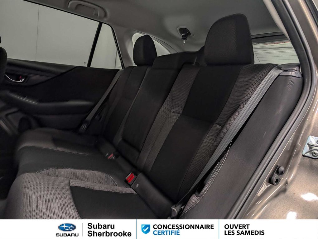 2024 Subaru Outback Touring AWD in Sherbrooke, Quebec - 9 - w1024h768px