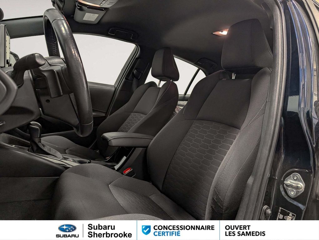 Toyota Corolla Hatchback  2019 à Sherbrooke, Québec - 8 - w1024h768px