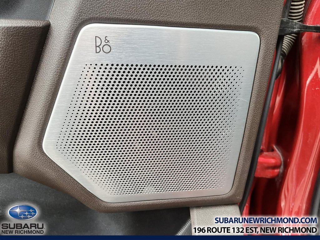 Ford Super Duty F-350 SRW King Ranch cabine 6 places 4RM caisse de 6,75 pi 2023 à New Richmond, Québec - 25 - w1024h768px