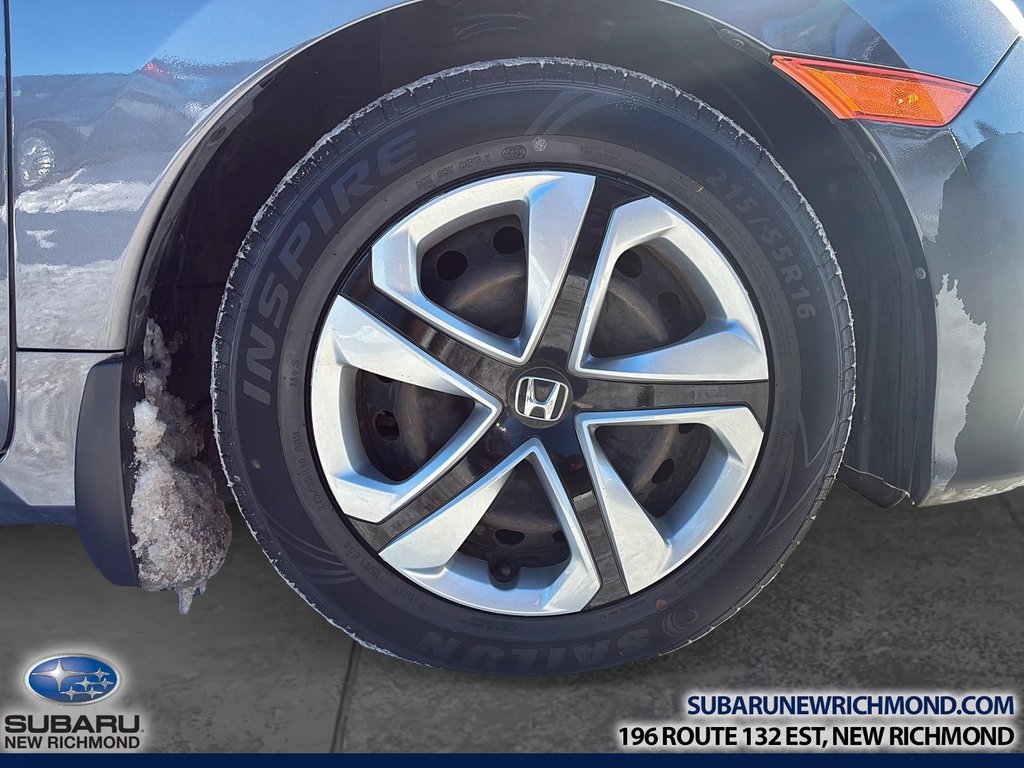 Honda Civic Sedan LX 2017 à New Richmond, Québec - 7 - w1024h768px