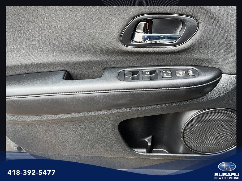 2022 Honda HR-V LX in New Richmond, Quebec - 13 - w1024h768px