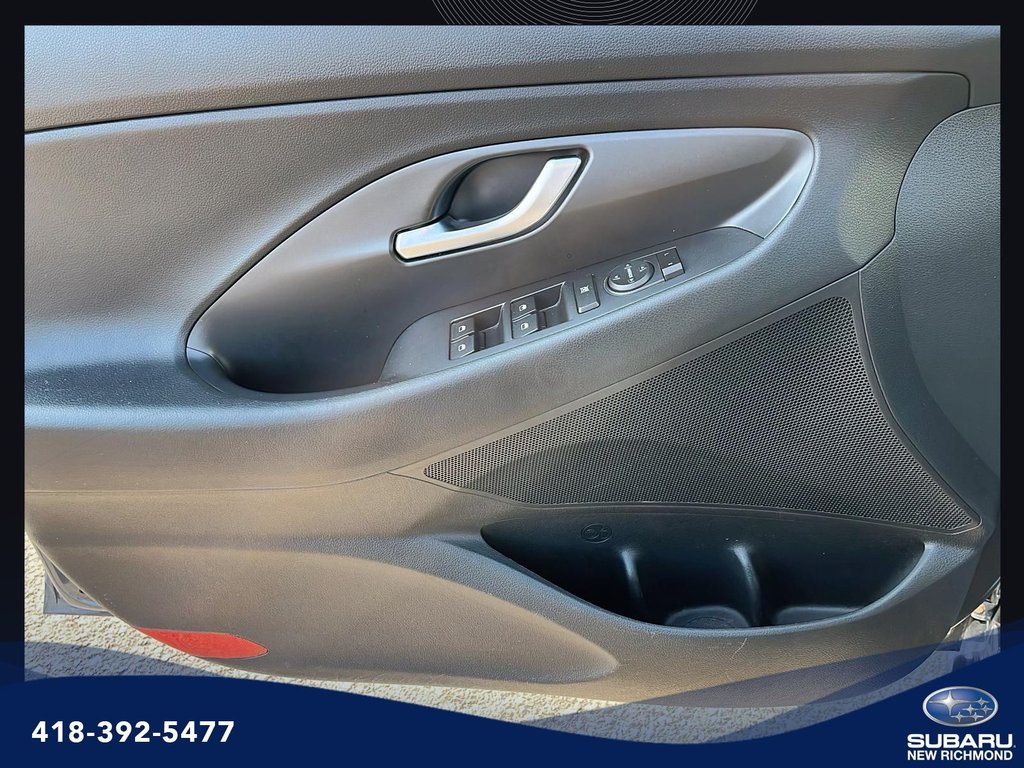 Hyundai Elantra GT GL 2018 à New Richmond, Québec - 11 - w1024h768px