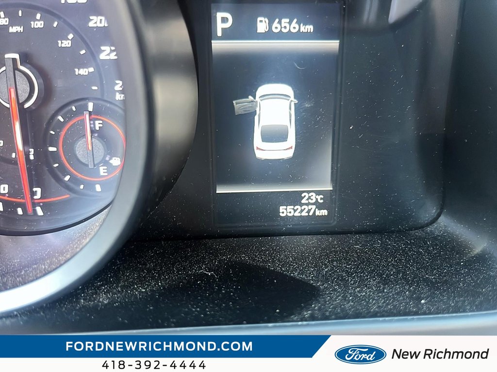 Hyundai Elantra Preferred 2021 à New Richmond, Québec - 12 - w1024h768px
