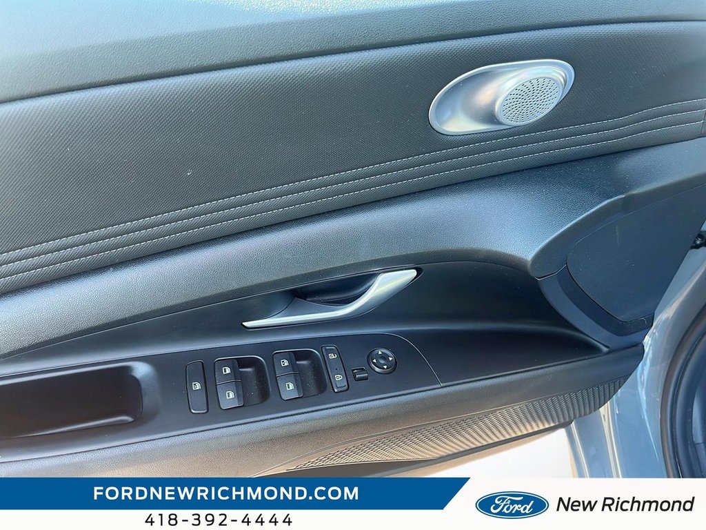 2021 Hyundai Elantra Preferred in New Richmond, Quebec - 11 - w1024h768px