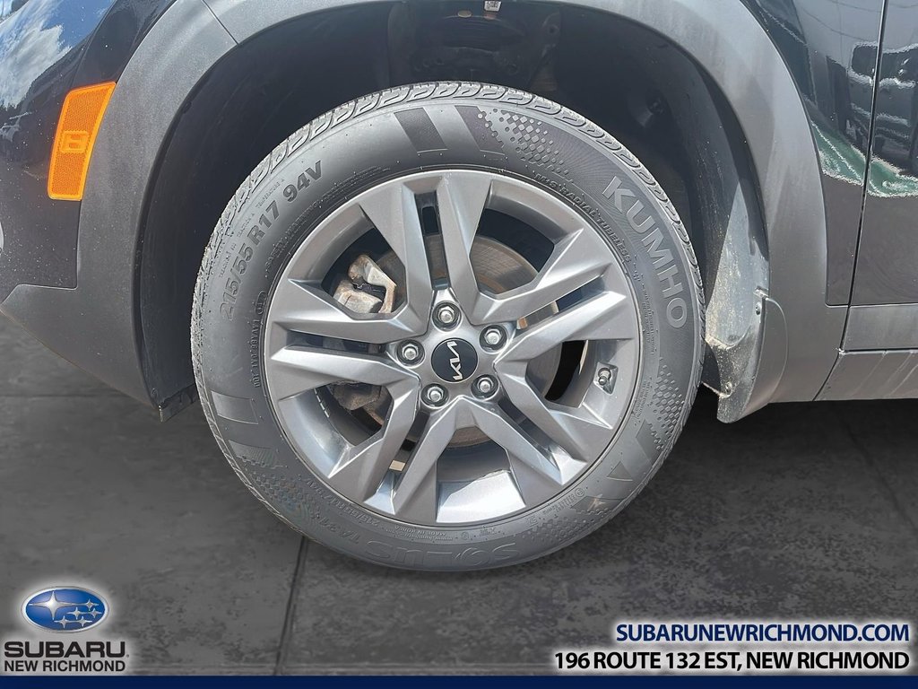 Kia Seltos EX 2023 à New Richmond, Québec - 7 - w1024h768px
