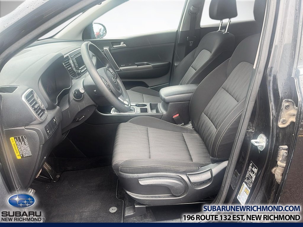 2018 Kia Sportage LX in New Richmond, Quebec - 8 - w1024h768px