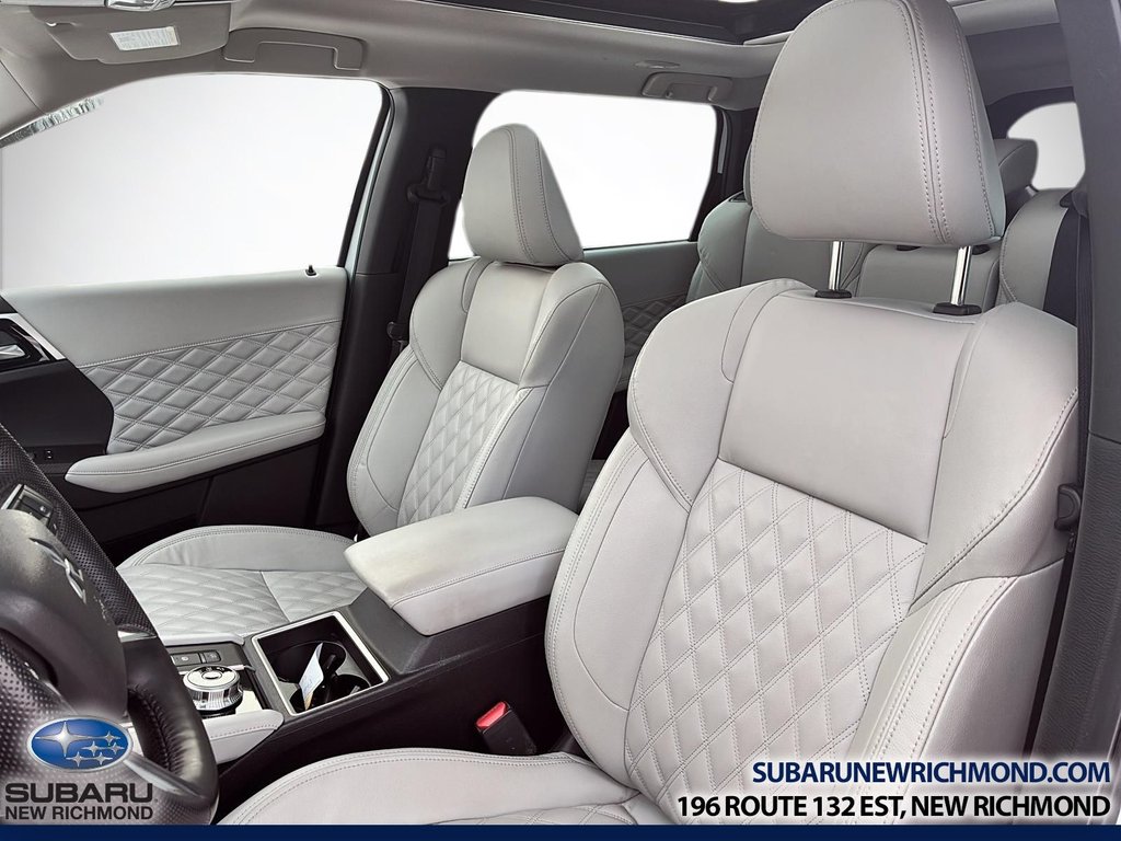 Mitsubishi Outlander SEL S-AWC 2023 à New Richmond, Québec - 17 - w1024h768px