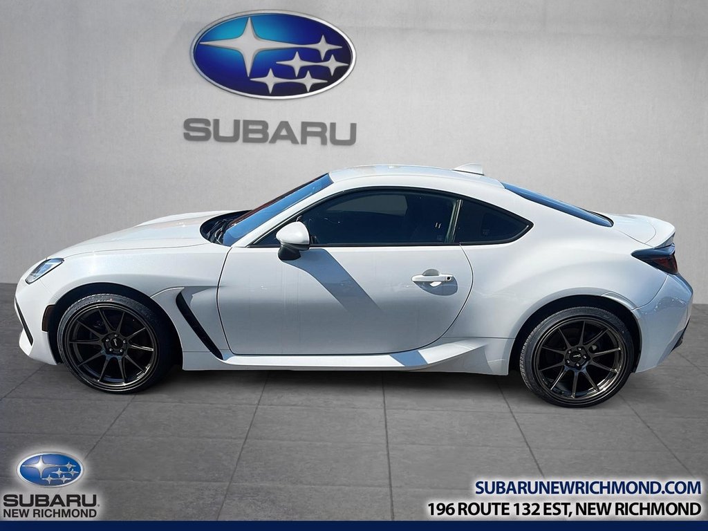 Subaru BRZ BASE 2024 à New Richmond, Québec - 6 - w1024h768px