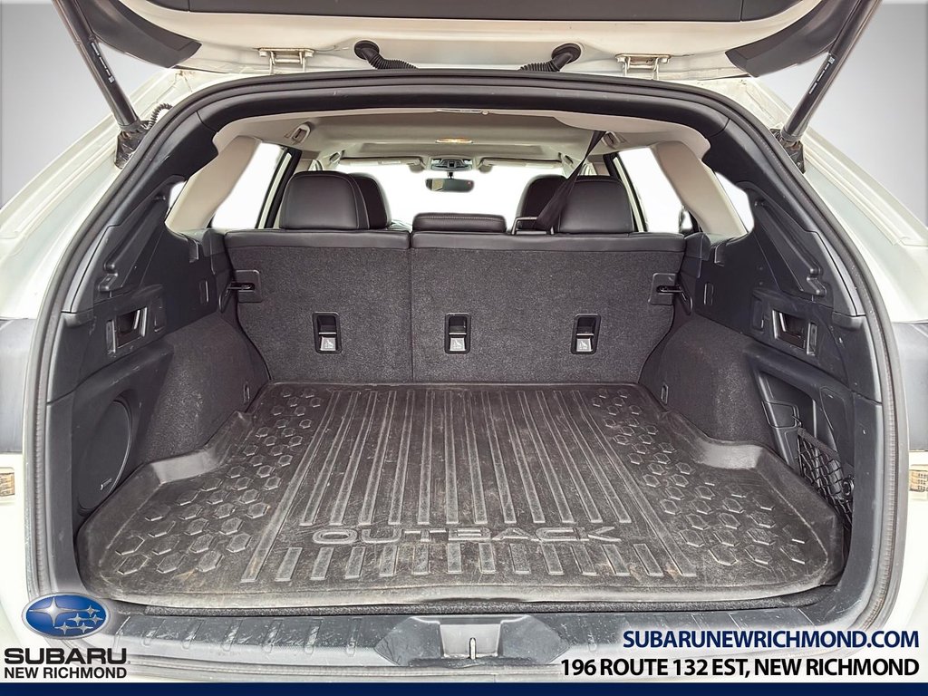 2022 Subaru Outback Limited XT in New Richmond, Quebec - 6 - w1024h768px