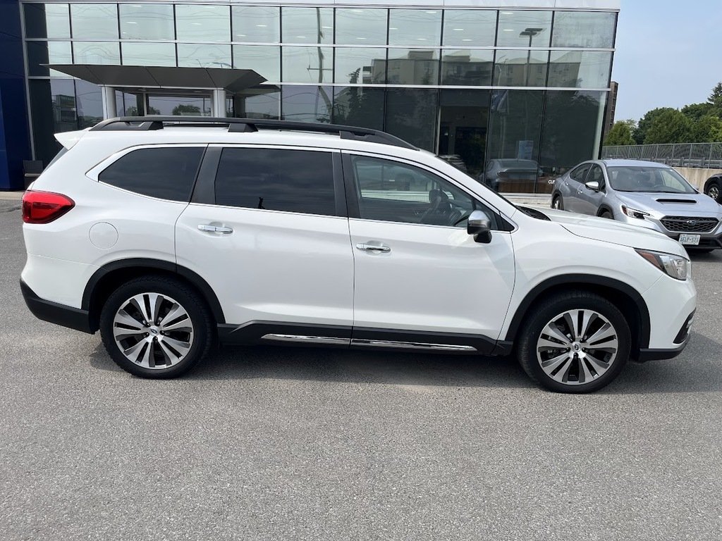 2021 Subaru ASCENT Premier in Kingston, Ontario - 4 - w1024h768px
