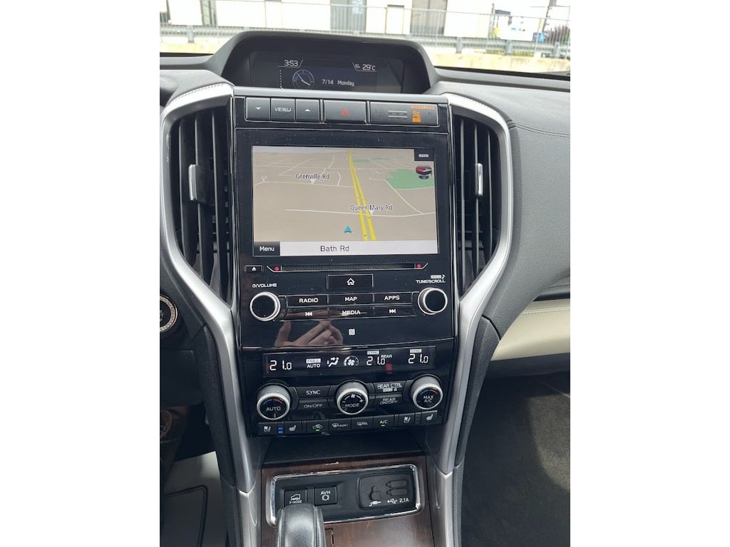 2021 Subaru ASCENT Premier in Kingston, Ontario - 9 - w1024h768px