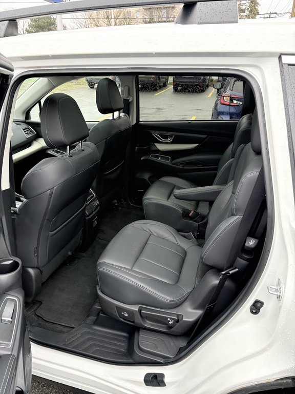 2022 Subaru Ascent Limited in Kingston, Ontario - 8 - w1024h768px