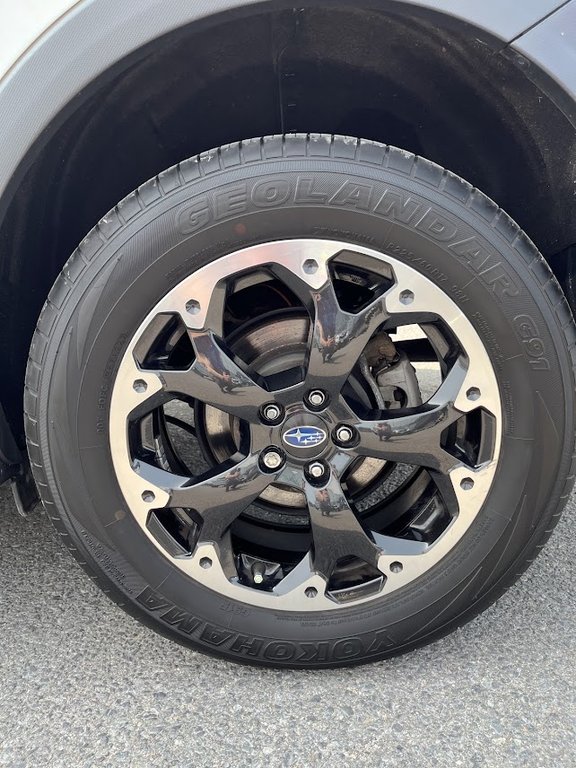 2022 Subaru Crosstrek Touring in Kingston, Ontario - 5 - w1024h768px