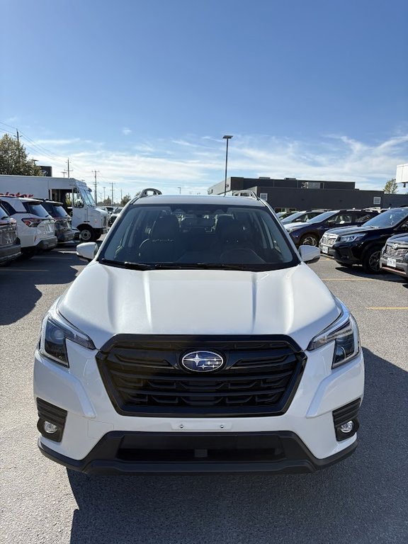 2024 Subaru Forester Limited in Kingston, Ontario - 3 - w1024h768px