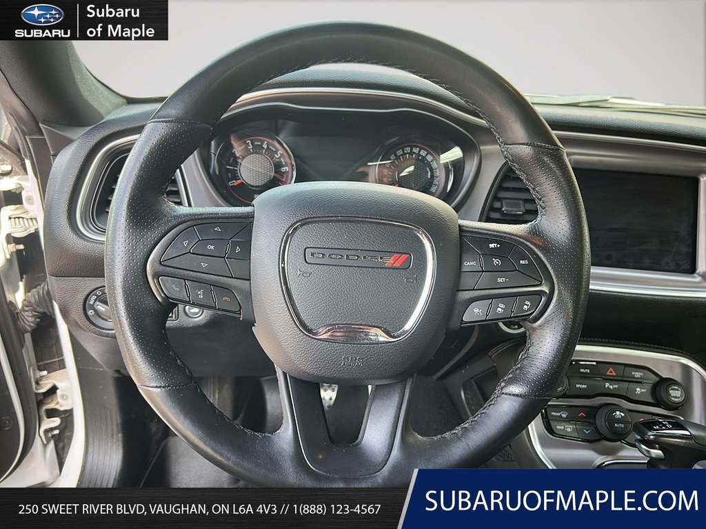 2019 Dodge Challenger SXT AWD in Vaughan, Ontario - 13 - w1024h768px
