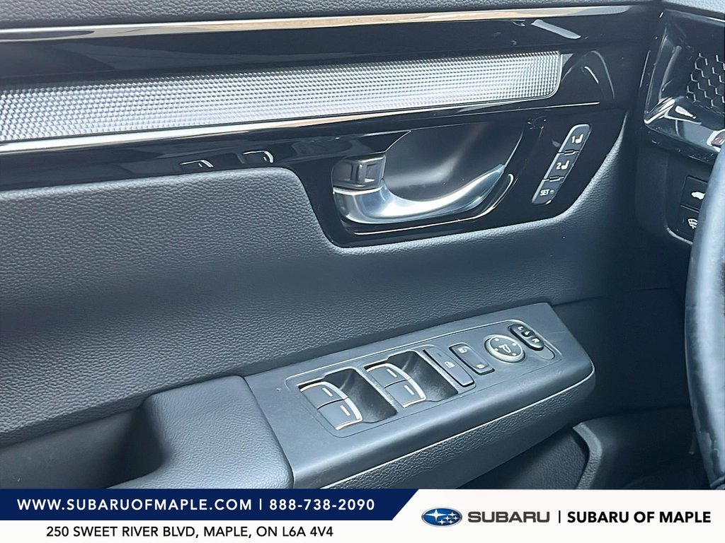 2023 Honda CR-V Touring Hybrid 4WD in Vaughan, Ontario - 14 - w1024h768px