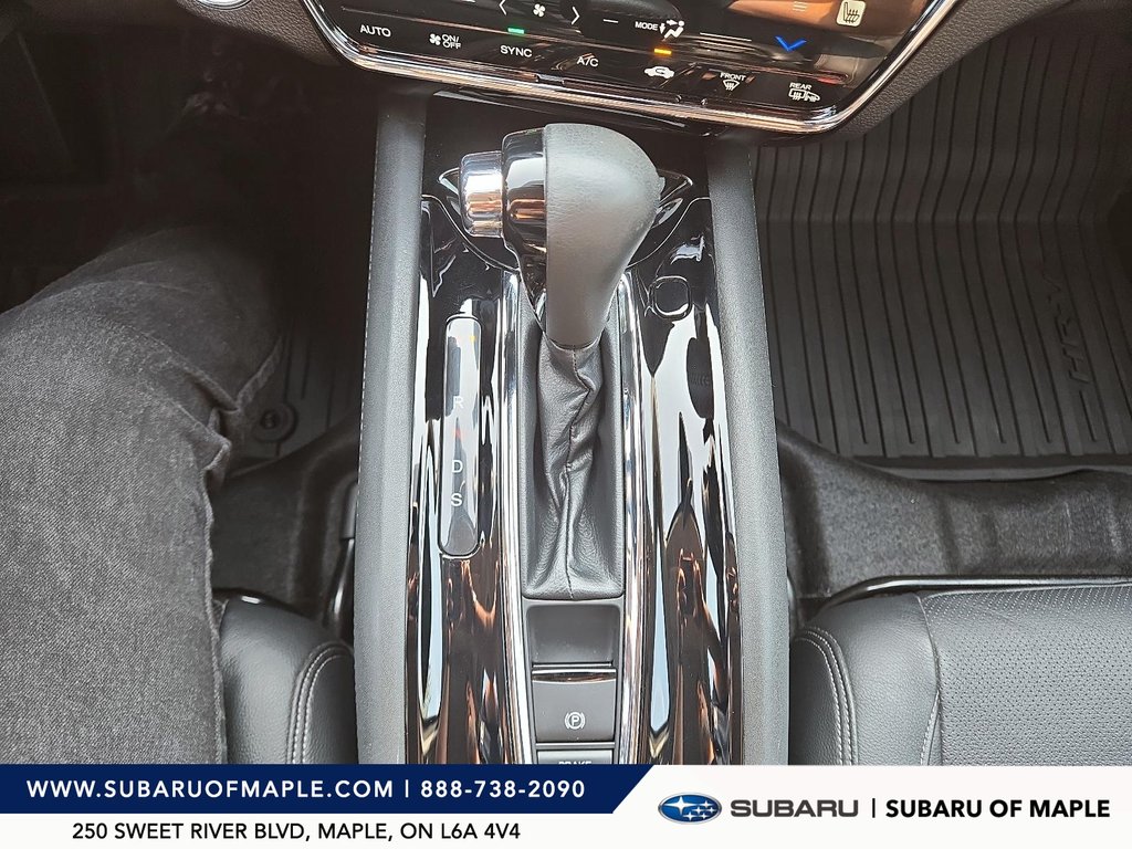 2021 Honda HR-V Touring 4WD in Vaughan, Ontario - 15 - w1024h768px