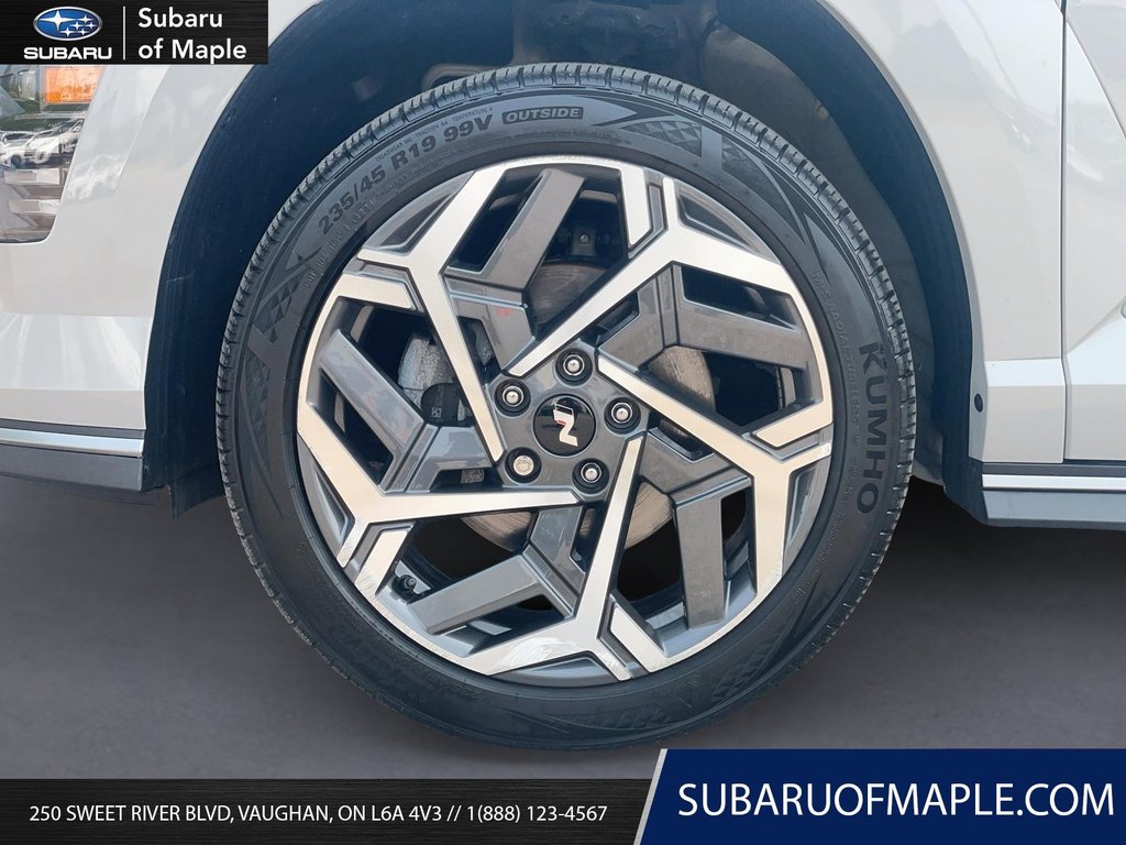 2024 Hyundai Kona 1.6T N Line AWD w/Two-Tone Roof in Vaughan, Ontario - 7 - w1024h768px
