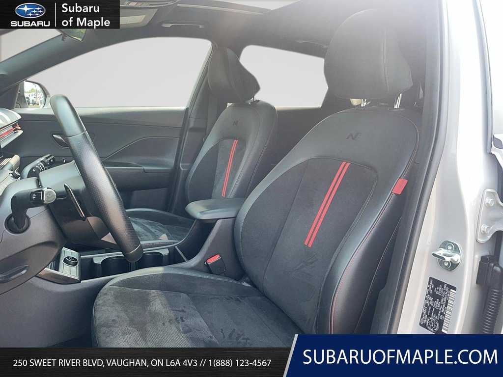 2024 Hyundai Kona 1.6T N Line AWD w/Two-Tone Roof in Vaughan, Ontario - 9 - w1024h768px