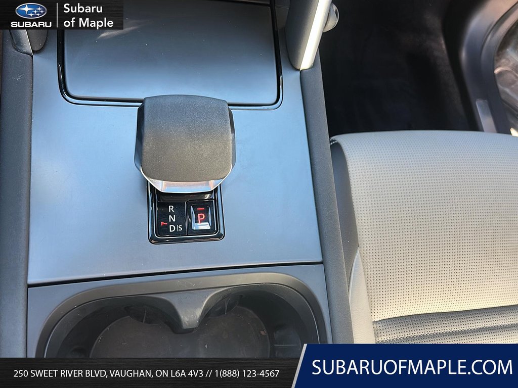 2024 Land Rover Discovery Sport P250 Dynamic SE in Vaughan, Ontario - 15 - w1024h768px