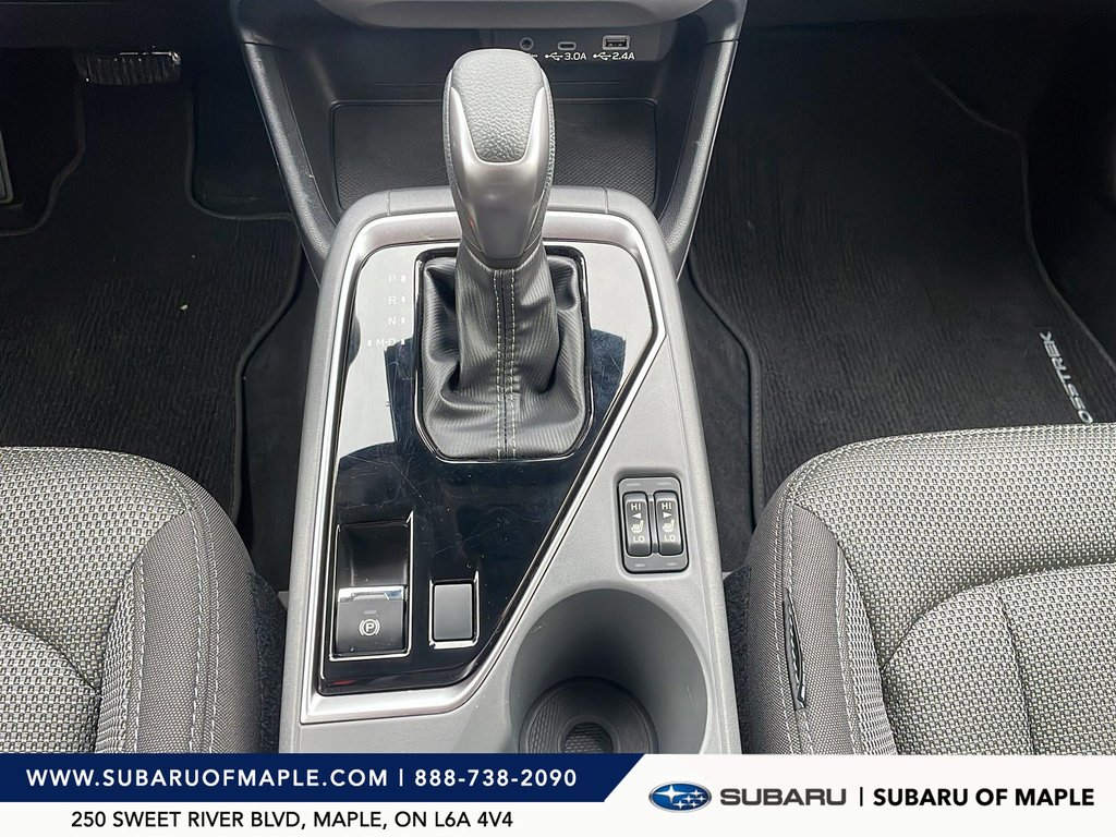 2024 Subaru Crosstrek Touring CVT in Vaughan, Ontario - 15 - w1024h768px