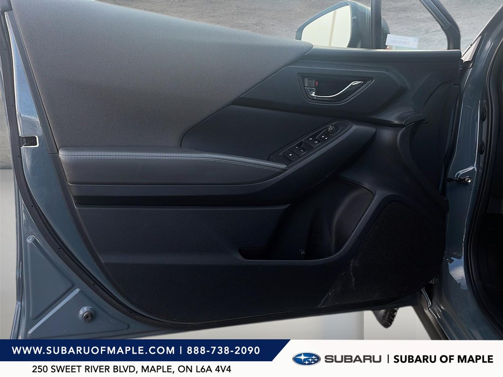 2024 Subaru Crosstrek Touring CVT in Vaughan, Ontario - 11 - w1024h768px