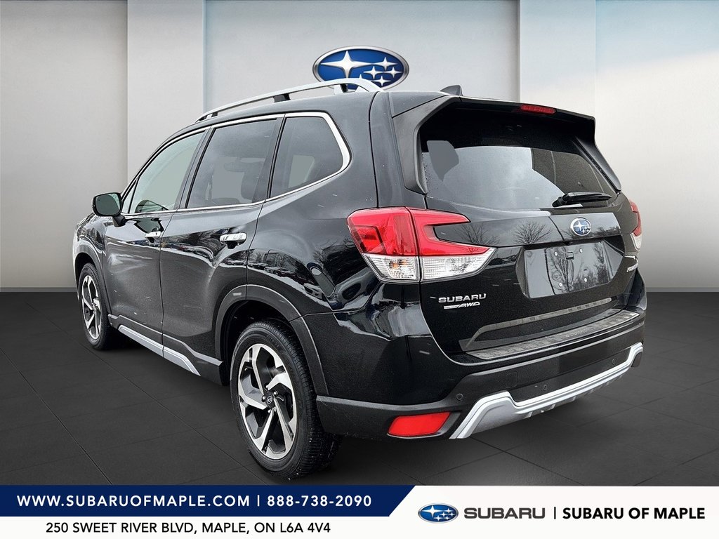 2022 Subaru Forester Premier CVT in Vaughan, Ontario - 4 - w1024h768px