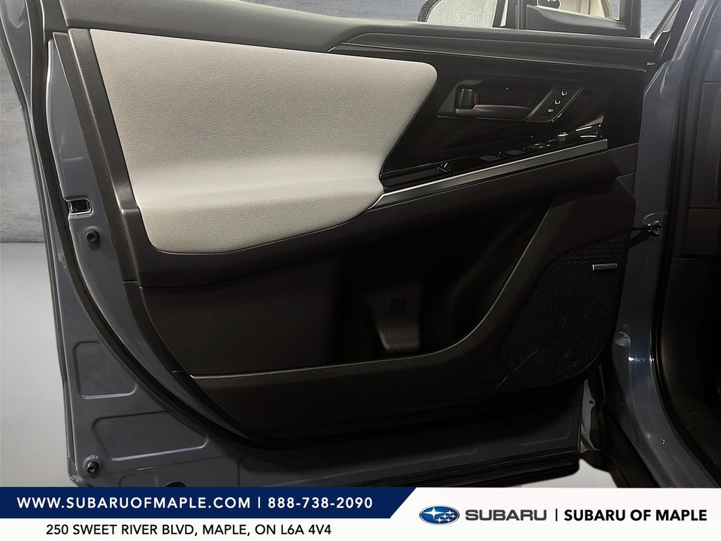 2023 Subaru Solterra at-PUE ATC in Vaughan, Ontario - 11 - w1024h768px