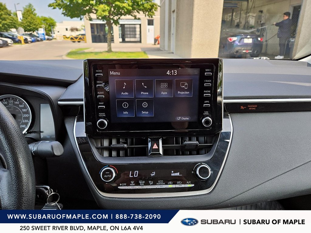 2020 Toyota Corolla 4-door Sedan LE CVT in Vaughan, Ontario - 17 - w1024h768px
