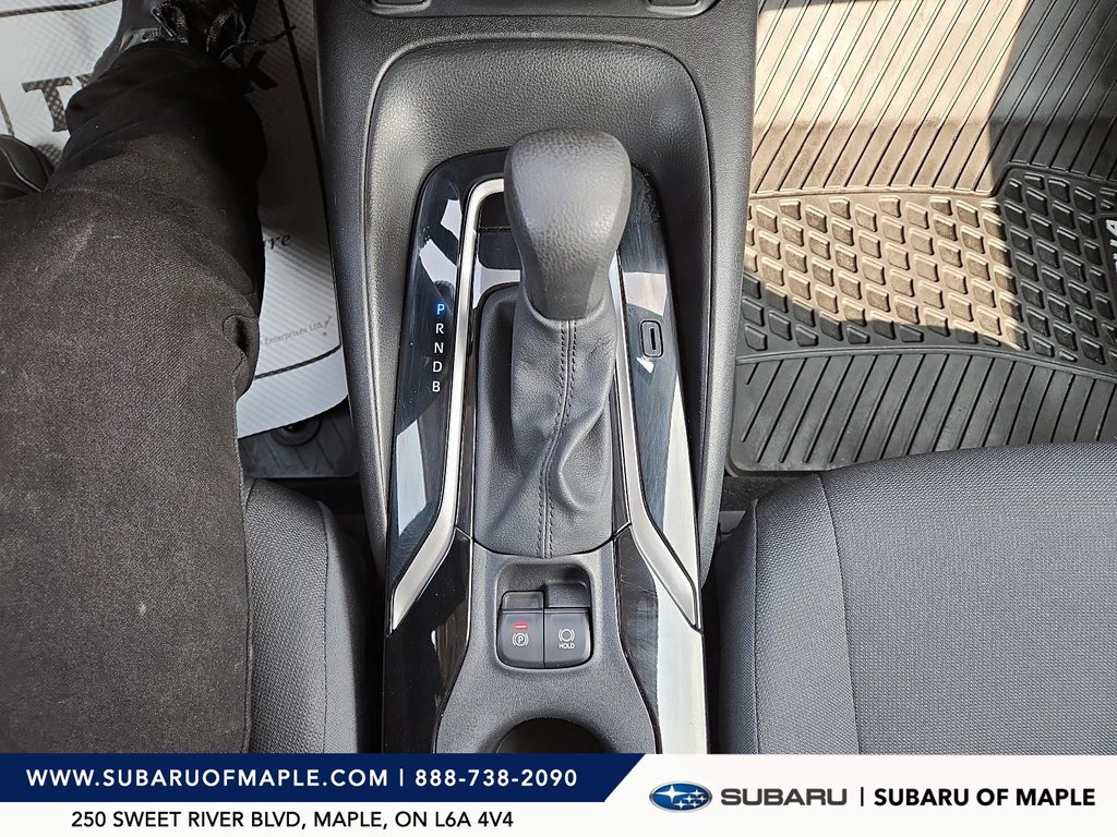 2020 Toyota Corolla 4-door Sedan LE CVT in Vaughan, Ontario - 13 - w1024h768px