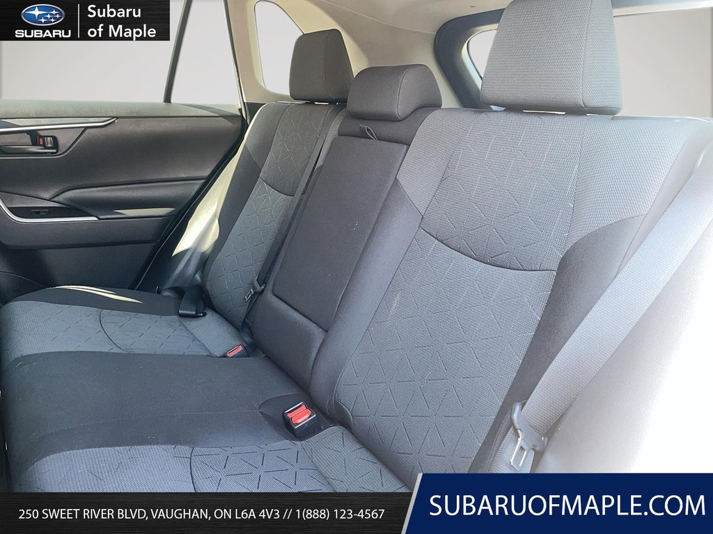 2020 Toyota RAV4 AWD LE in Vaughan, Ontario - 10 - w1024h768px