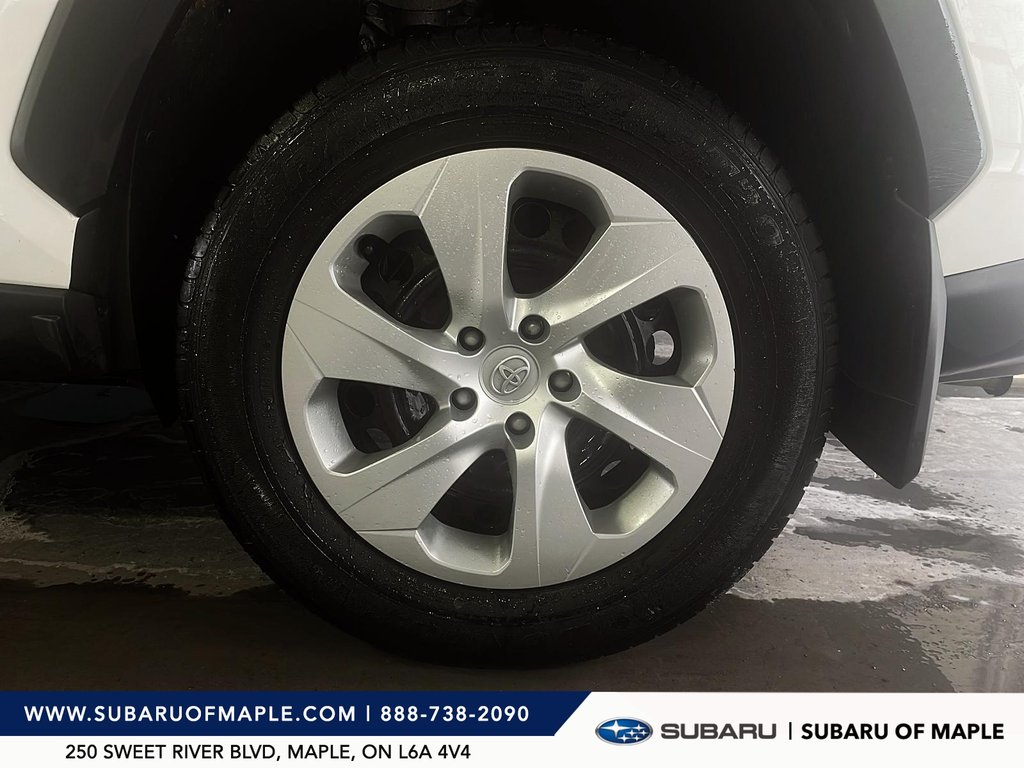 2021 Toyota RAV4 LE FWD in Vaughan, Ontario - 7 - w1024h768px