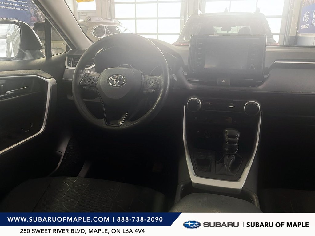2021 Toyota RAV4 LE FWD in Vaughan, Ontario - 12 - w1024h768px
