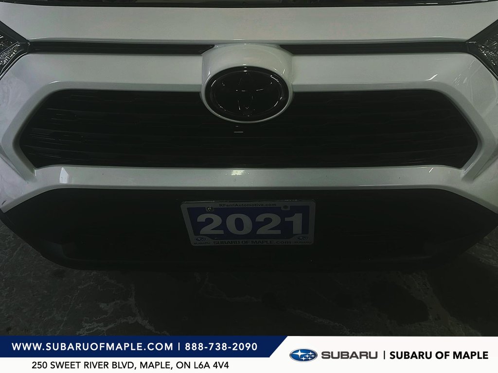 2021 Toyota RAV4 LE FWD in Vaughan, Ontario - 6 - w1024h768px