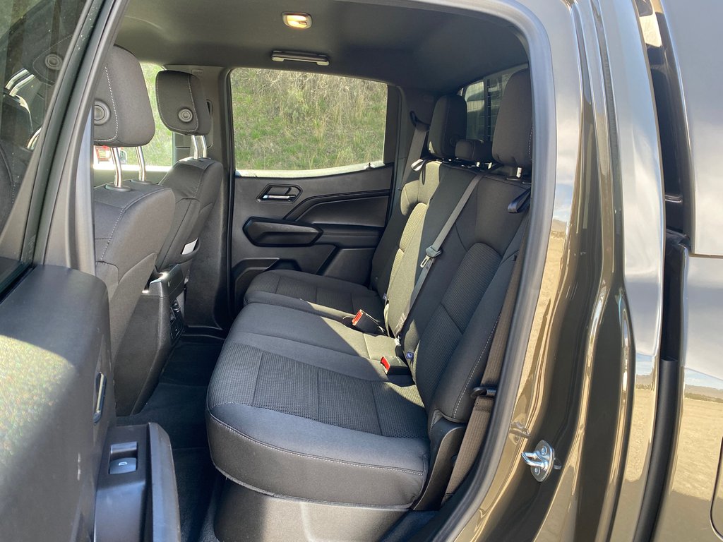 2024 Chevrolet Colorado 4WD LT in Kamloops, British Columbia - 10 - w1024h768px