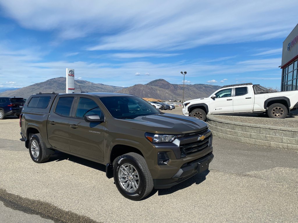 2024 Chevrolet Colorado 4WD LT in Kamloops, British Columbia - 1 - w1024h768px