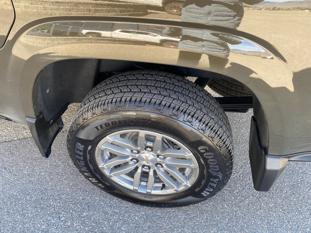 2024 Chevrolet Colorado 4WD LT in Kamloops, British Columbia - 9 - w1024h768px