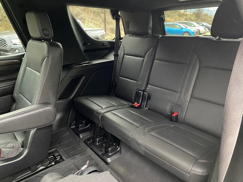 2022 Chevrolet Tahoe LT in Kamloops, British Columbia - 11 - w1024h768px
