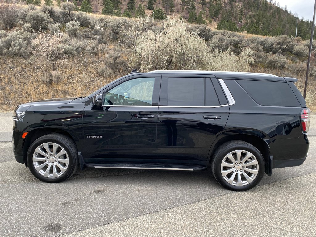 2022 Chevrolet Tahoe LT in Kamloops, British Columbia - 5 - w1024h768px