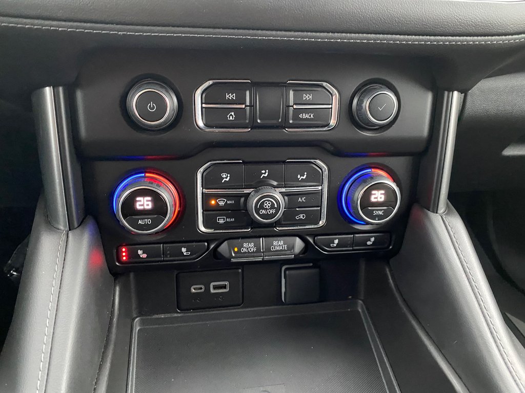 2022 Chevrolet Tahoe LT in Kamloops, British Columbia - 19 - w1024h768px