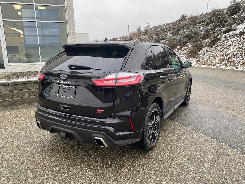 2021 Ford Edge ST in Kamloops, British Columbia - 3 - w1024h768px