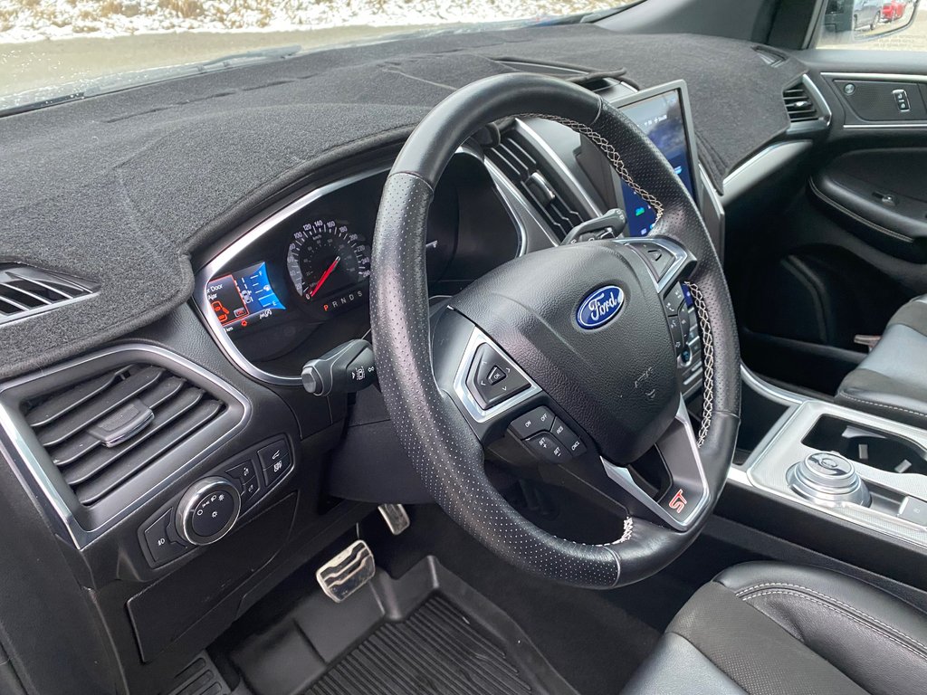 2021 Ford Edge ST in Kamloops, British Columbia - 11 - w1024h768px