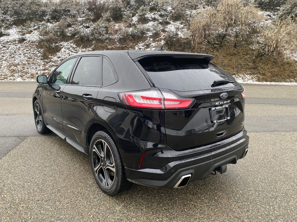 2021 Ford Edge ST in Kamloops, British Columbia - 4 - w1024h768px